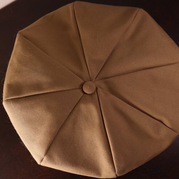 Vintage 1940's Driving Cap in Khaki with chin strap - Picture 3 of 10